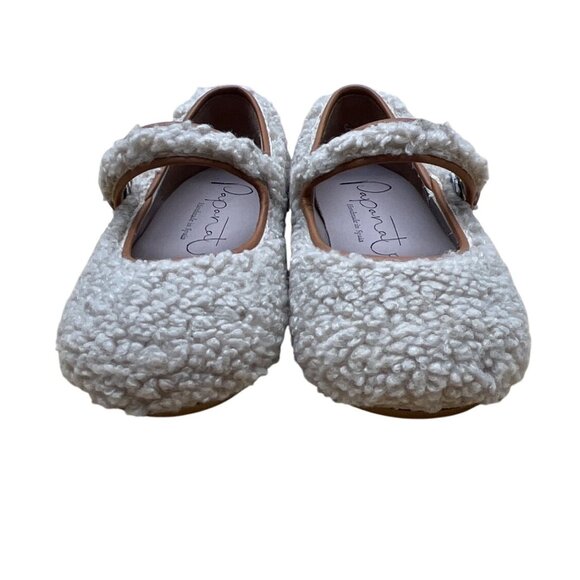 Papanatas Girls Beige Shearling Strap Closure Flat Shoes Size US 7 EU 23- New - Picture 2 of 7